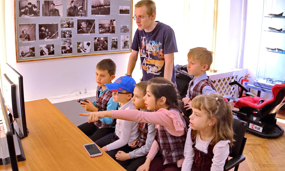 В ЦДАиК прошли мастер-классы с  компанией популяризаторов компьютерных игр и виртуальной реальности