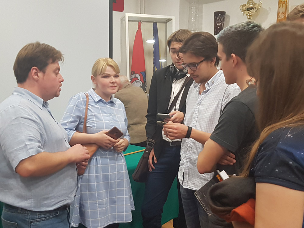 Лекция Леонида Еленина на тему «Астероидно-кометная угроза»