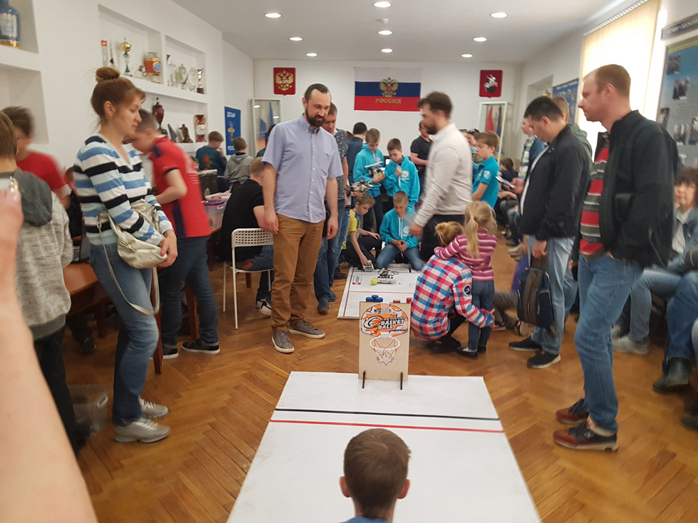 В ЦДАиК прошли городские финальные соревнования по робототехнике