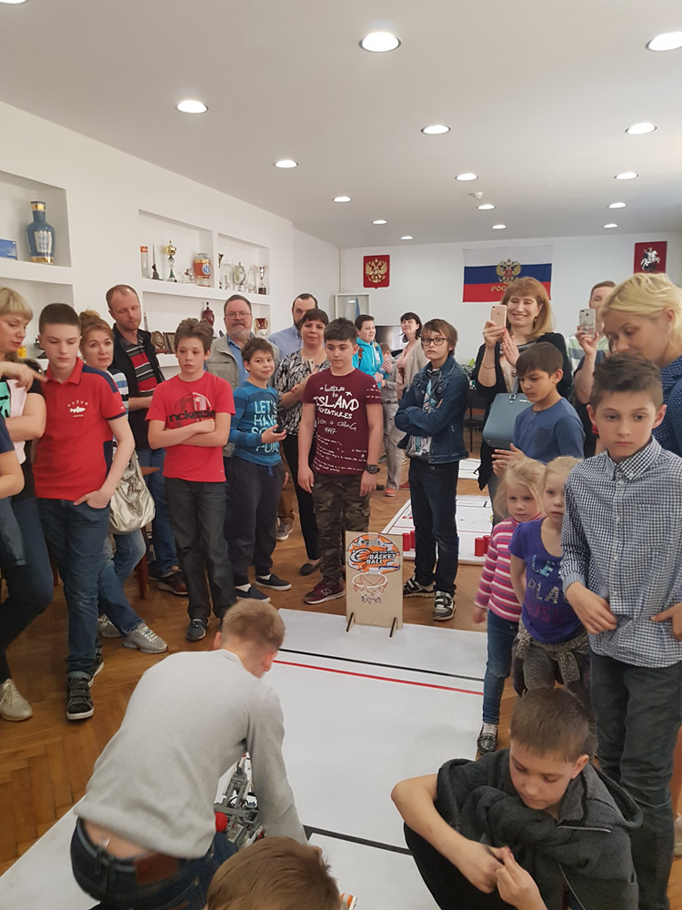В ЦДАиК прошли городские финальные соревнования по робототехнике