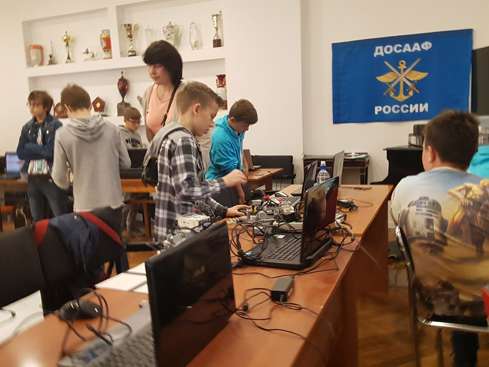 В ЦДАиК прошли городские финальные соревнования по робототехнике