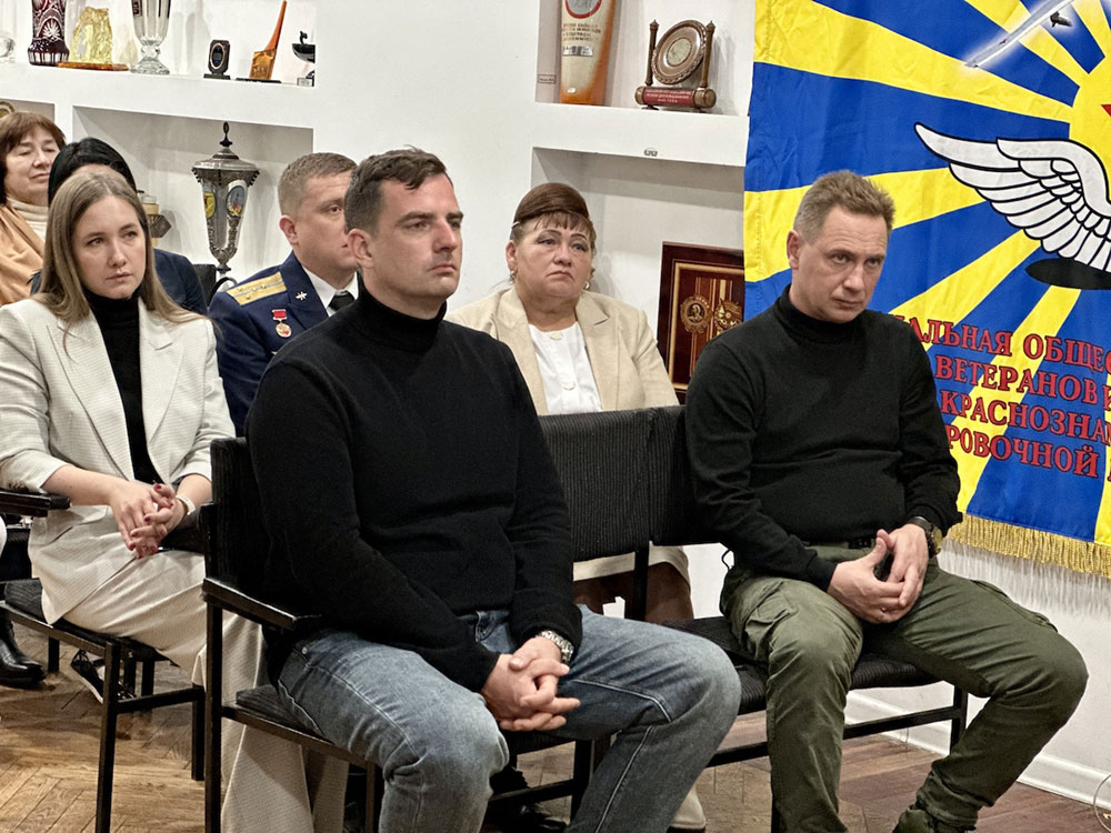 «Мы снова в строю». Встреча ветеранов в ЦДАиК