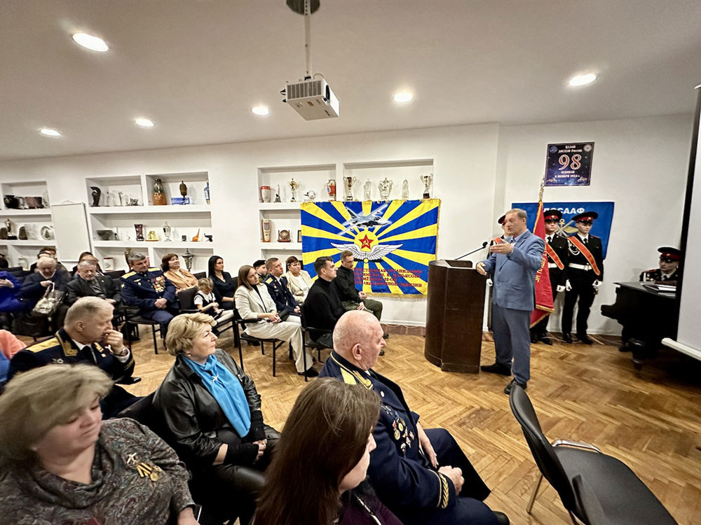 «Мы снова в строю». Встреча ветеранов в ЦДАиК