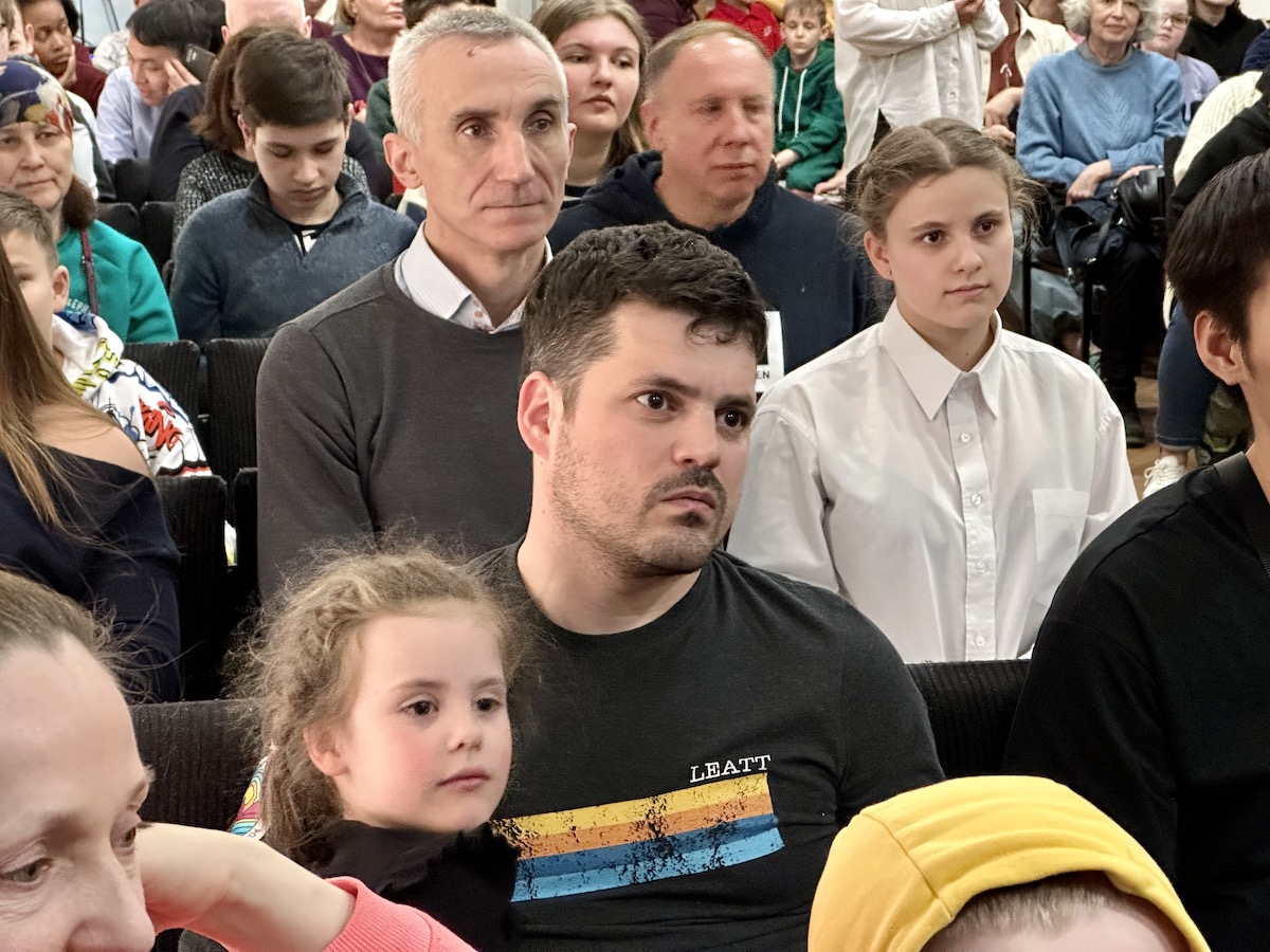 «Мы верим в космос!». Космонавт Сергей Авдеев на встрече в ЦДАиК