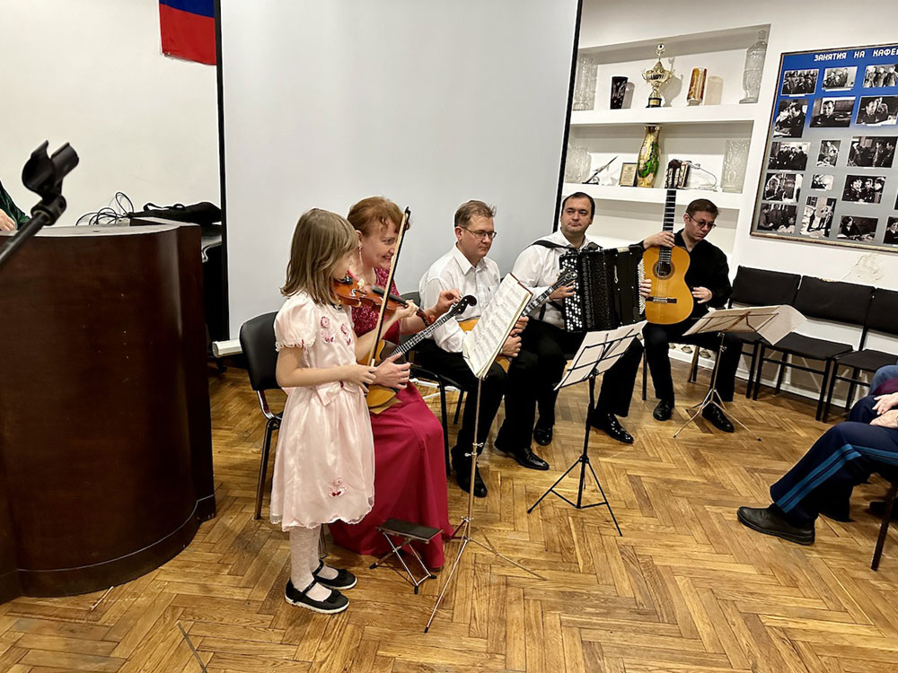 «Мы снова в строю». Встреча ветеранов в ЦДАиК