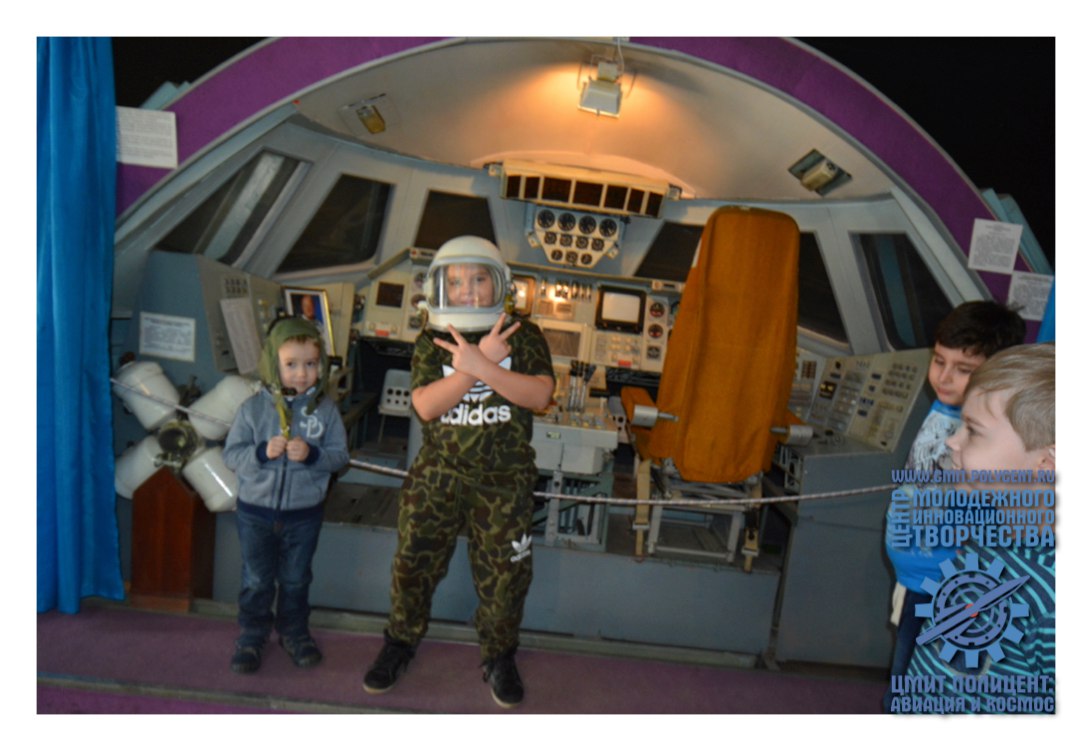 Улетное 8 марта и дни рождения первых в мире космонавтов