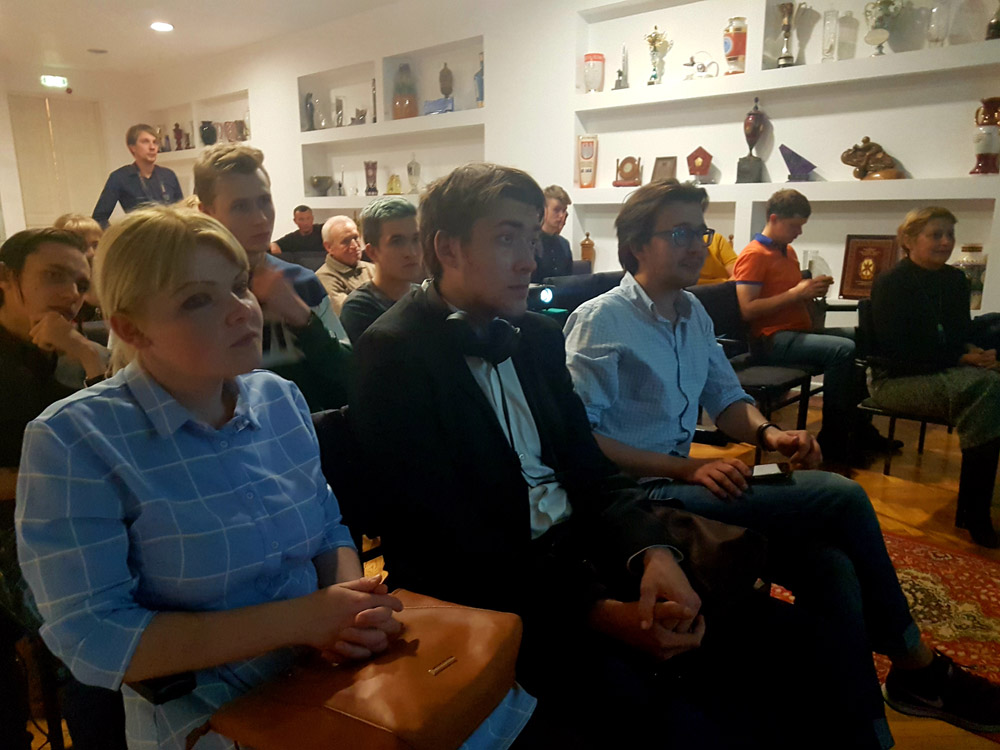Лекция Леонида Еленина на тему «Астероидно-кометная угроза»