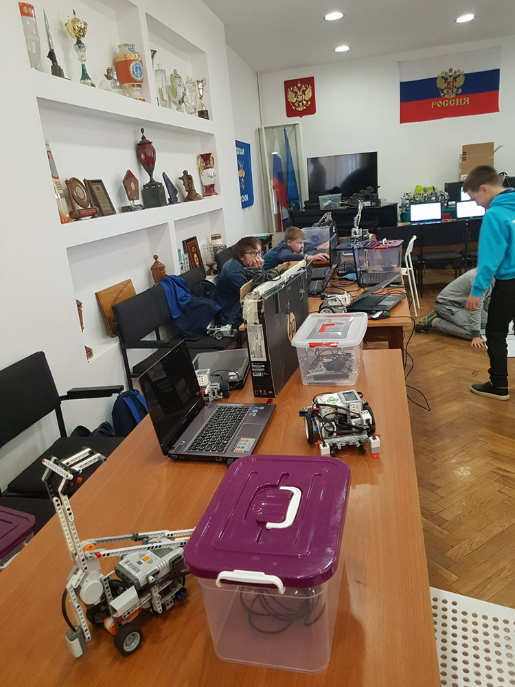 В ЦДАиК прошли городские финальные соревнования по робототехнике