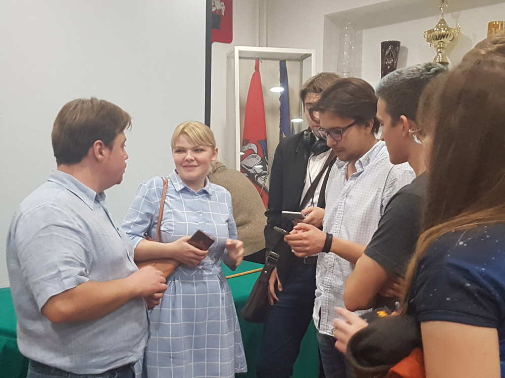 Лекция Леонида Еленина на тему «Астероидно-кометная угроза»